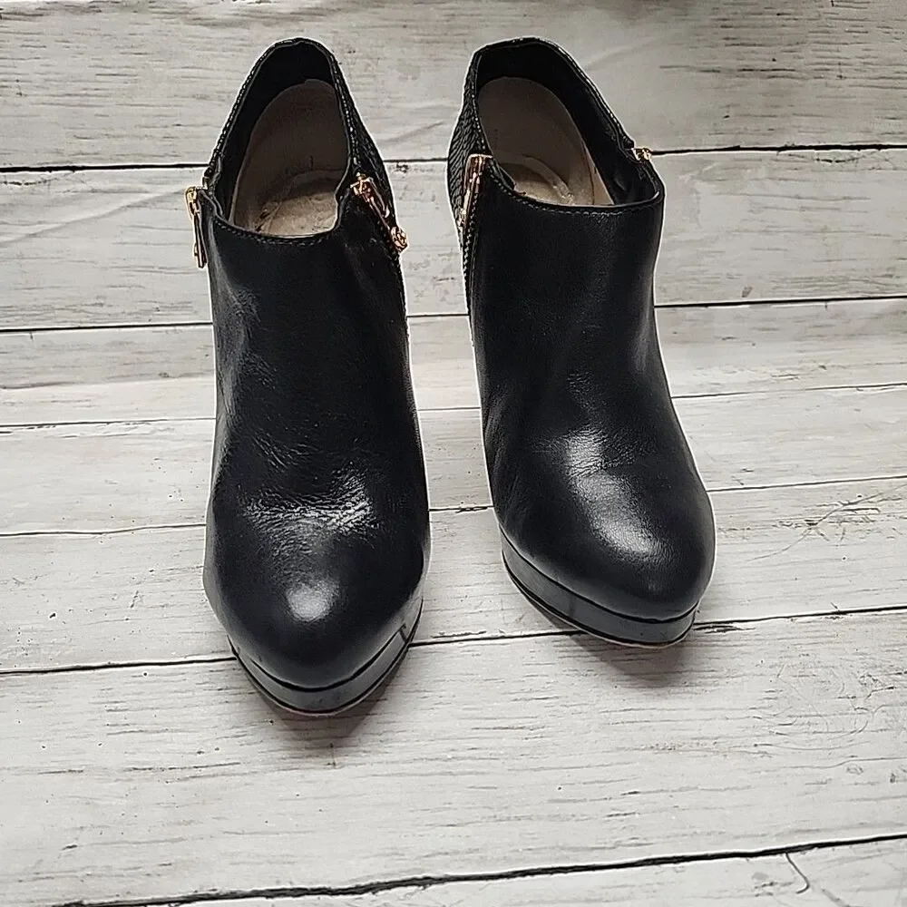 Michael Kors Womens York Boot Sz 8.5 Black Leather Stiletto Heel Platform Bootie